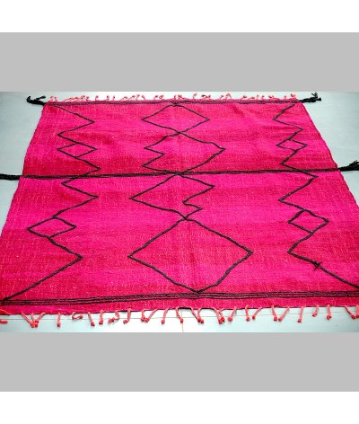 TAPIS FRAMBOISE BERBERE FAIT MAIN TISSAGE ARTISANAL