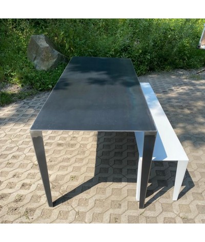 TABLE DE REPAS GAZELLE