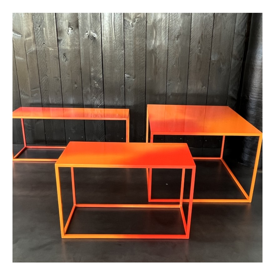 TABLES BASSES EN METAL HYDRA ORANGE