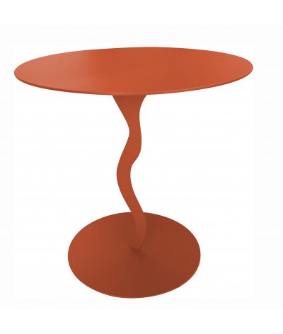 table basse ronde en métal couleur sanguine