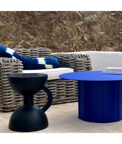 table basse ronde de jardin en métal bleu