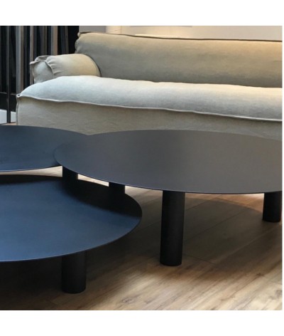 tables basses rondes en métal bora-bora couleur charbon