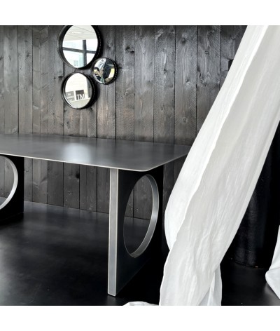 table de repas en acier naturel brut mat bioko