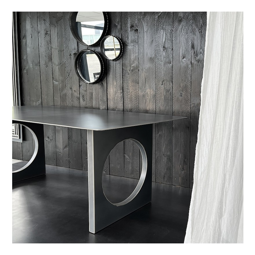 table de repas en acier naturel brut bioko
