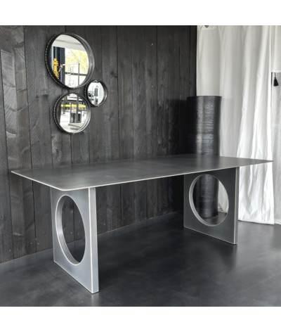 table de repas en acier naturel brut bioko