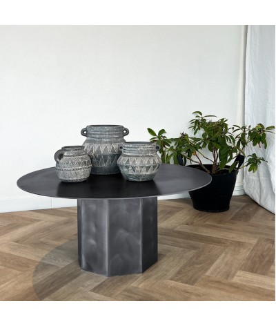 table basse de salon ronde en métal naturel