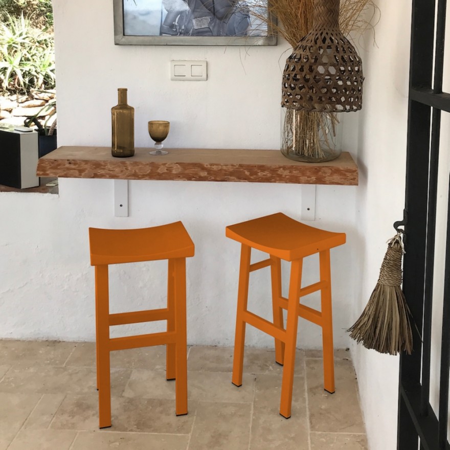 tabouret de bar en métal Ibiza couleur sanguine RAL 2001