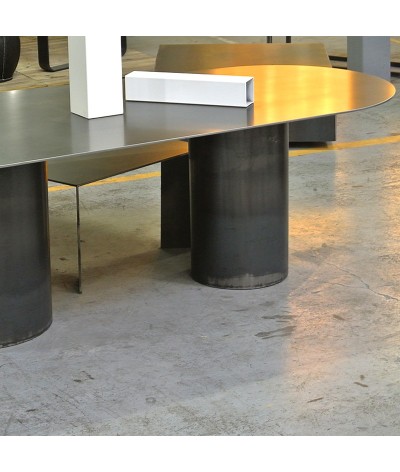 TABLE DE REPAS MALI EN ACIER TERRE ET METAL