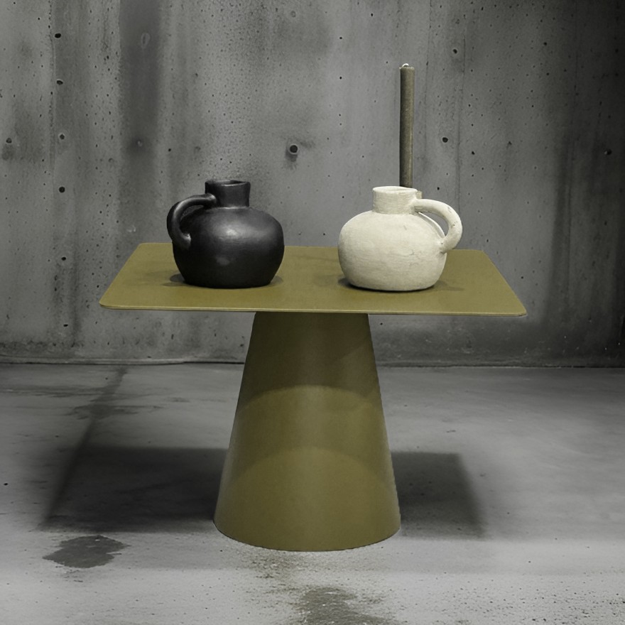 table basse en métal carré lomboka olive