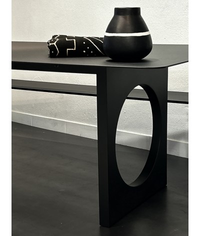 table de repas ou bureau en métal couleur charbon ral 9005